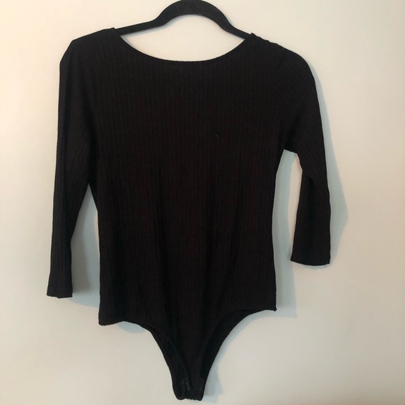 Backless Black Body Suit - Picture 3 of 4